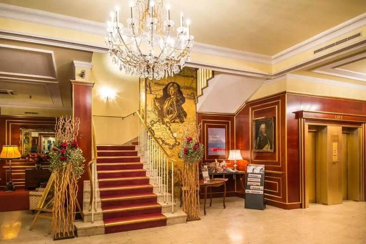 Select Hotel Prinz Eugen Wien Bagian luar foto